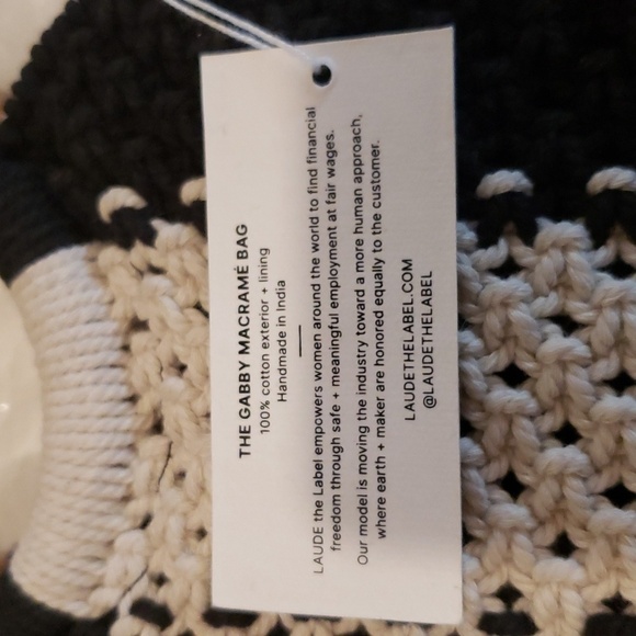 NWT Laude The Label Gabby Mini Macrame Bag Wood Ring Handles Black Ecru - Picture 4 of 9